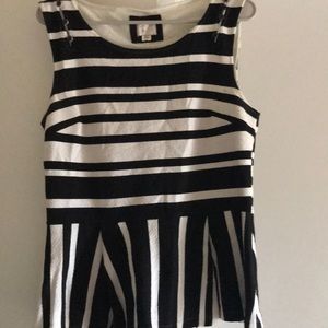 Cute black and white striped top